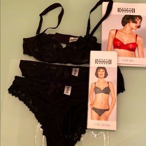 Wolford Flore Bra and 2 pairsTanga Pantes